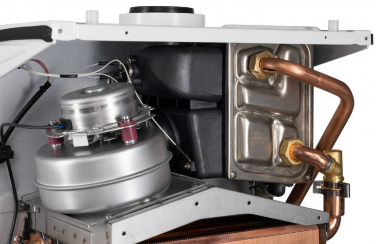 Настенный газовый котел Haier GreenLine 1.30 TiW