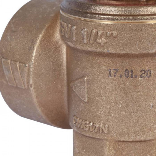 Клапан предохранительный 30х1 1/4" STOUT SVS-0001-003032